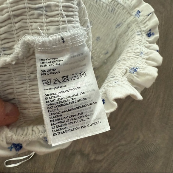 H&M Italian White & Blue Porcelain Smocked Tube Crop Top - Picture 5 of 5